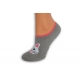 Kabelkové sivé ponožky ako papuče - s mačkou