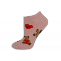 Darček z lásky. Ružové ponožky so srdiečkom