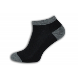 Perforované čierne botaskové ponožky