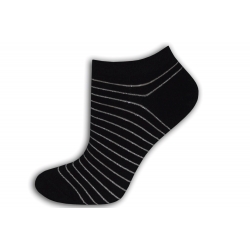 Čierne krátke ponožky s pásikmi