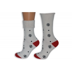 OBVOD 44 cm. Vianočné biele ponožky s vločkami