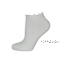 Obvod 38 cm. 95% bavlnené biele krátke ponožky