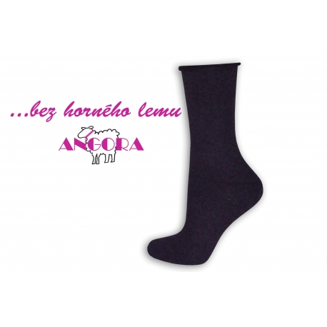 Obvod 48 cm. Zdravotné fialové vlnené ponožky.