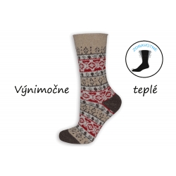 Alpaka béžové ponožky s nórskym vzorom.
