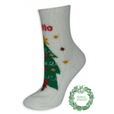 Biele vianočné ponožky so stromčekom.