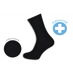 Obvod 38 cm. 100% bavlnené čierne zdravotné ponožky