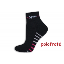 Čierne športové dámske ponožky.